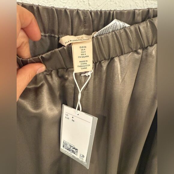 H&M Silk Blend Wide Leg Trousers Green Olive Gold Sz 4 NWT - Picture 3 of 4